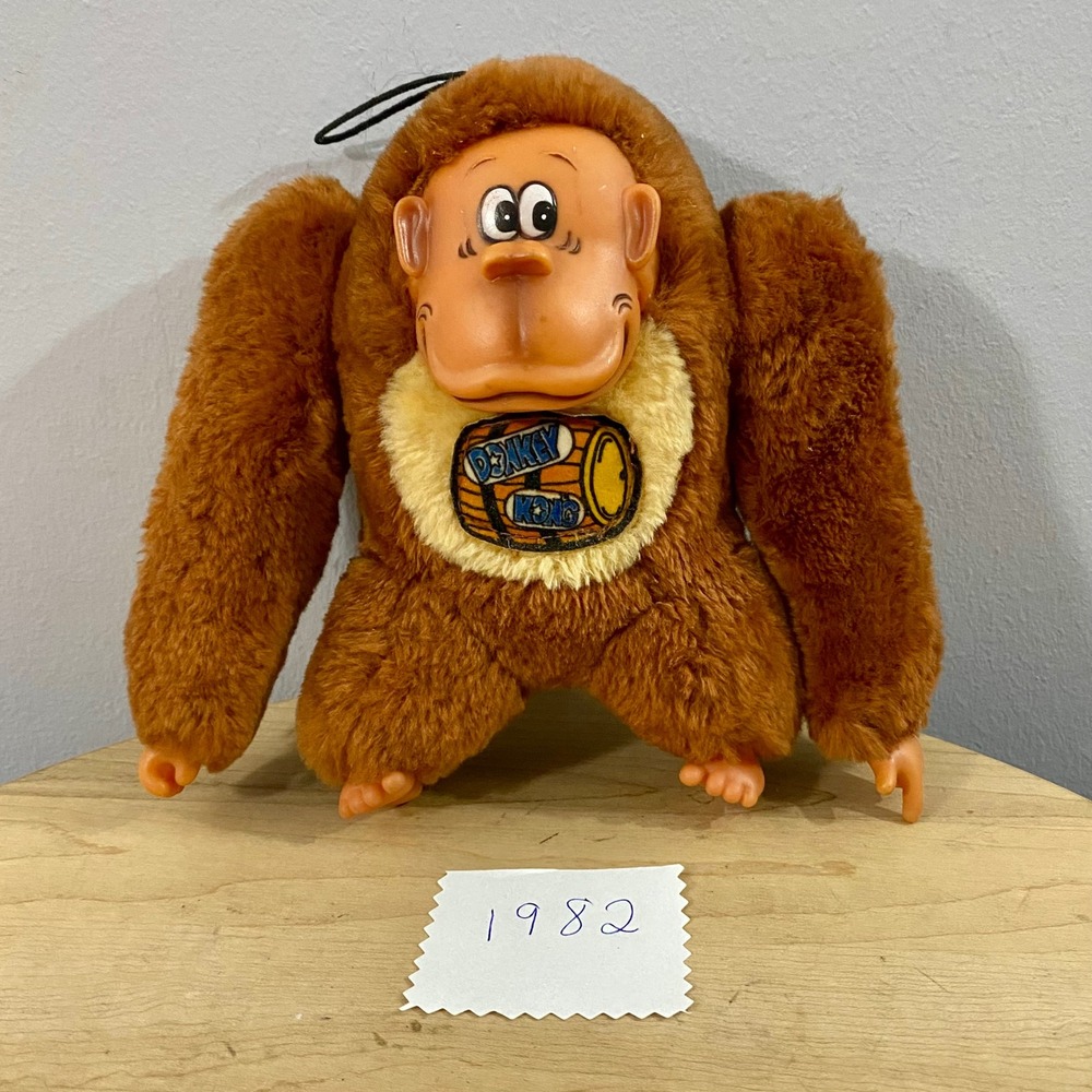 VTG 1982 Donkey Kong Plush Etone Nintendo 7" Bean Bag Rubber Face Barrel Logo